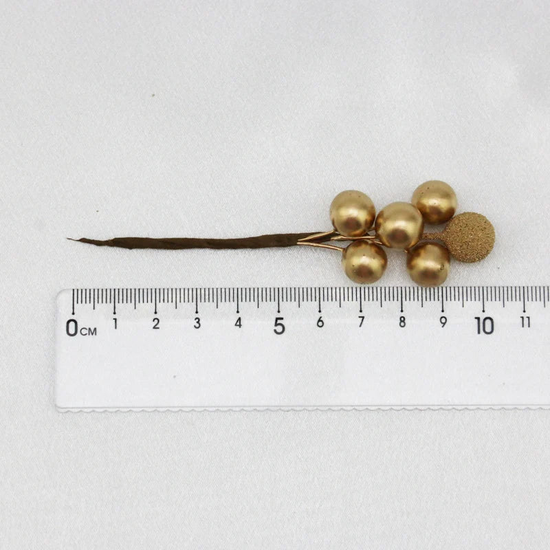 (10 Pcs/Pack) 10Cm Christmas Tree Berry Decoration Simulation Yangmei Golden Berry Bouquet False Plant Wreath Home Decoration
